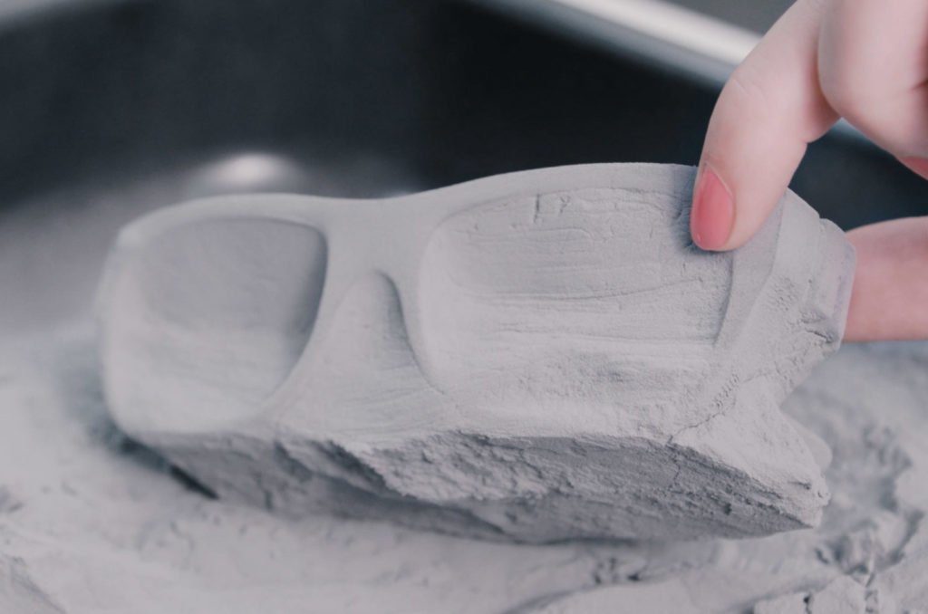 Demystifying SLS: How Selective Laser Sintering Unlocks Unique 3D Printing Capabilities Isotropic Strength