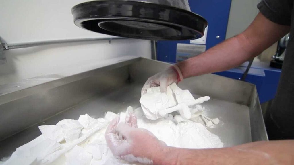 Demystifying SLS: How Selective Laser Sintering Unlocks Unique 3D Printing Capabilities No Supports Needed